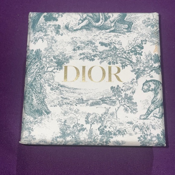 Dior drop earrings. New. - Picture 1 of 4